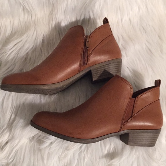 NEW ankle boots - Picture 2 of 2